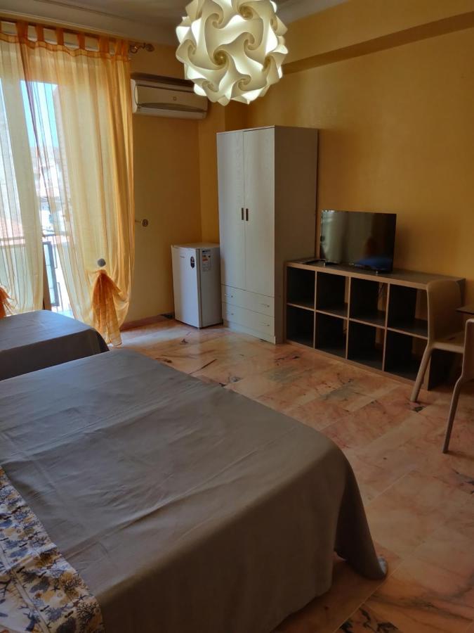 Bed & Breakfast Casa Vittoria Санто-Стефано-ді-Камастра Екстер'єр фото